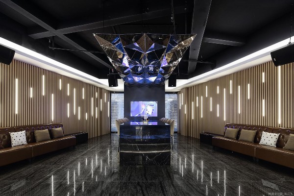 重庆按摩店，美味养生两不误