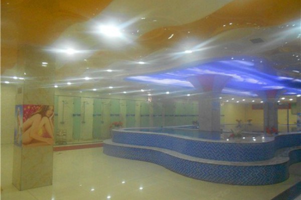 夏日重庆，桑拿天里的清凉养生之道